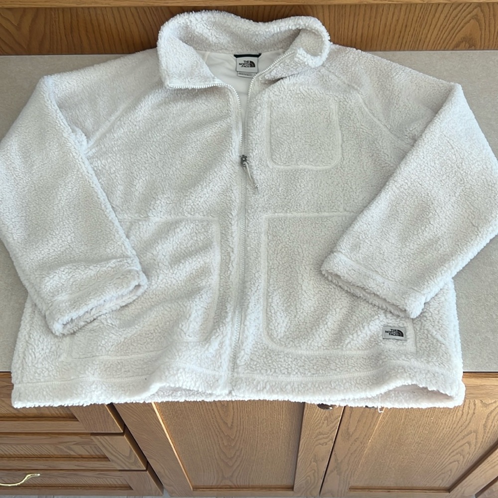 North Face women’s size large Sherpa jacket